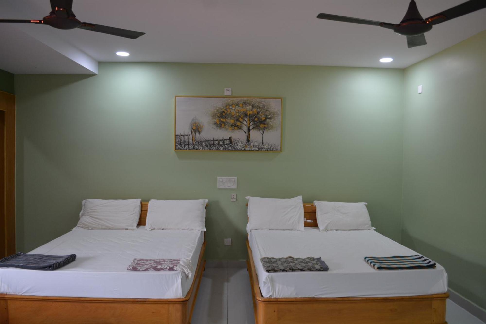 Yanam Resorts Exterior foto