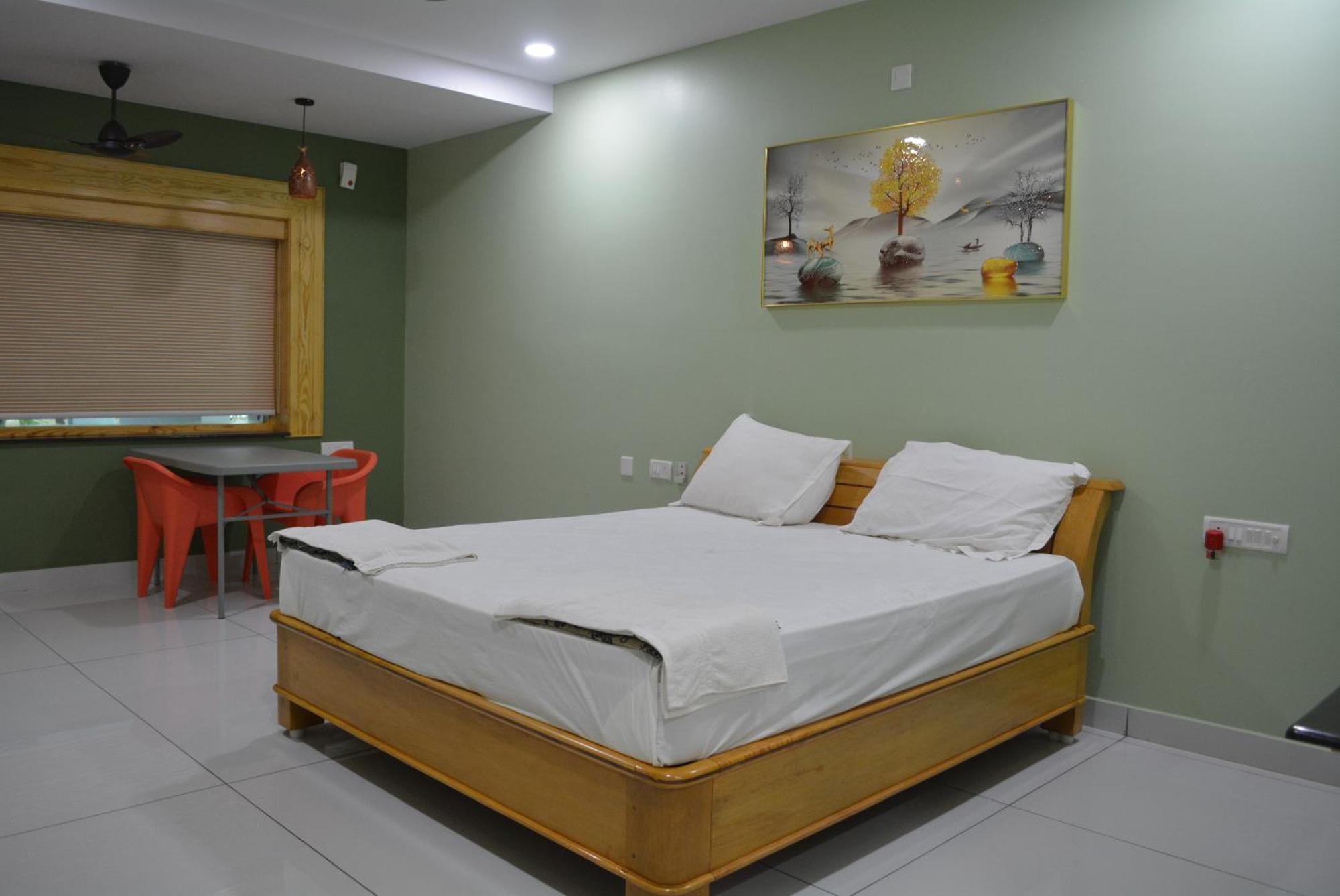 Yanam Resorts Exterior foto